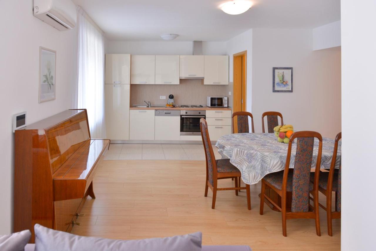 Apartment Piano Рийека Екстериор снимка
